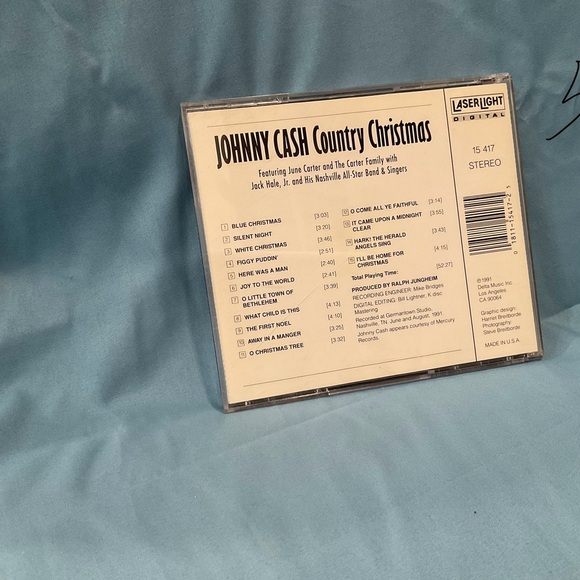One CD and 15 songs - Picture 2 of 3